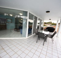 The Avenues Unit 2 at South West Rocks - Broome Tourism