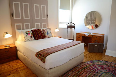 The Bank B&B West Wyalong - Broome Tourism 1