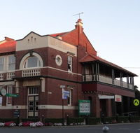 The Bank BB West Wyalong - Broome Tourism