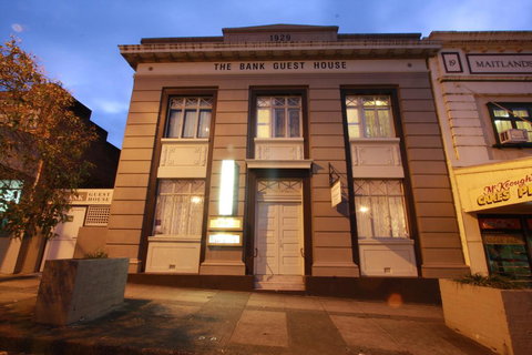 The Bank Guesthouse - Broome Tourism 1