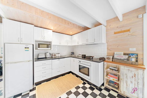 The Barn - Broome Tourism 3