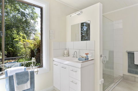 Birch Lane - Broome Tourism 9