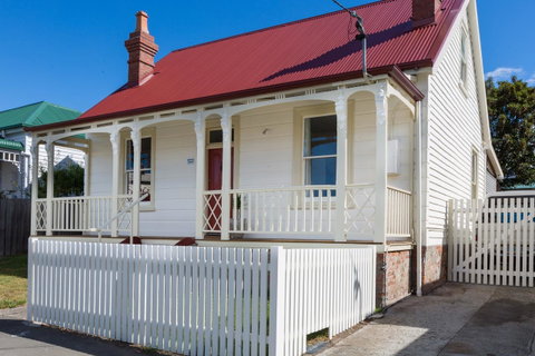 Brampton Cottage - Broome Tourism 0