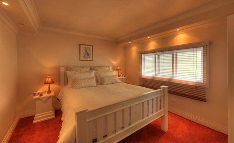 Ellie\'s Cottages - Broome Tourism 11