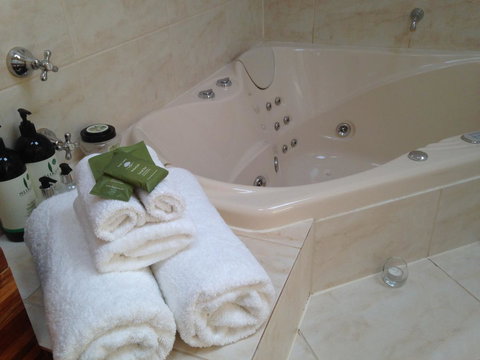 Ellie\'s Cottages - Broome Tourism 22