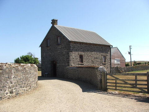 Ellie\'s Cottages - Broome Tourism 37