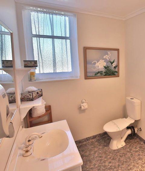 Stamps Of Stanley - Broome Tourism 22