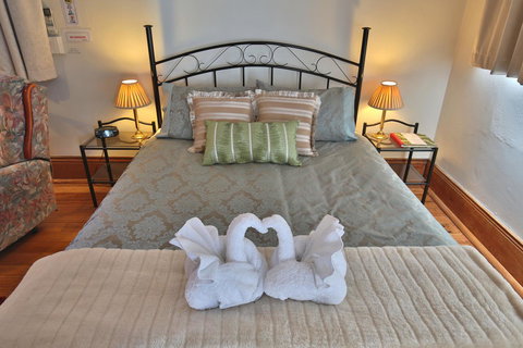 Stamps Of Stanley - Broome Tourism 14