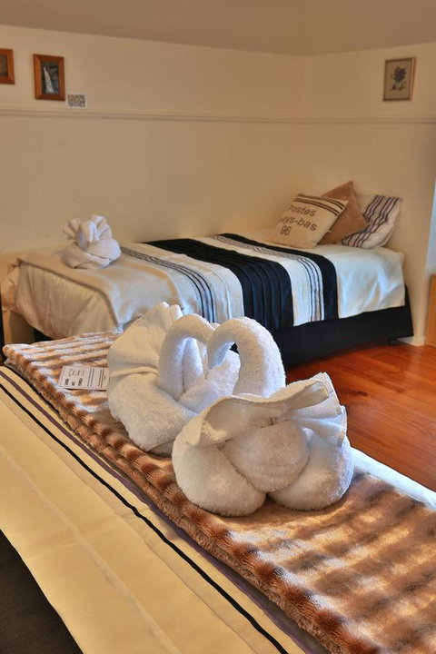 Stamps Of Stanley - Broome Tourism 6