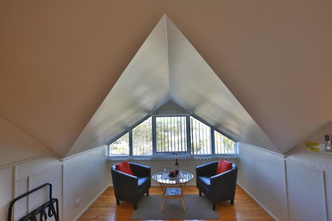 Stamps Of Stanley - Broome Tourism 11