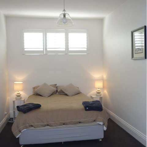 Patersonia Cottage - Broome Tourism 4