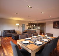 Sunny 3 Bedroom Apartment in Sandy Bay - Broome Tourism