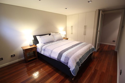 Sunny 3 Bedroom Apartment In Sandy Bay - Broome Tourism 2