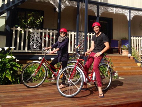 Montacute Boutique Bunkhouse - Broome Tourism 19