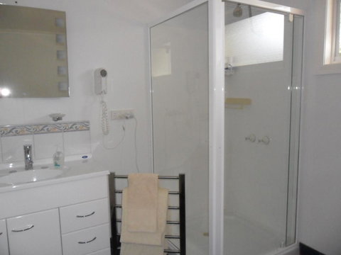 Freycinet Waters - Broome Tourism 30