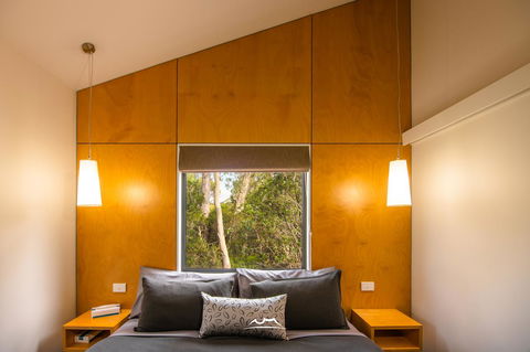 Cradle Mountain Wilderness Village - Broome Tourism 2