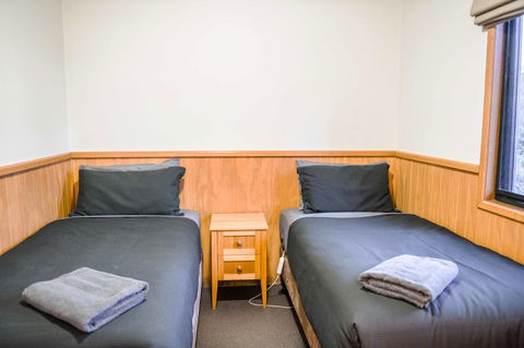 Cradle Mountain Wilderness Village - Broome Tourism 18