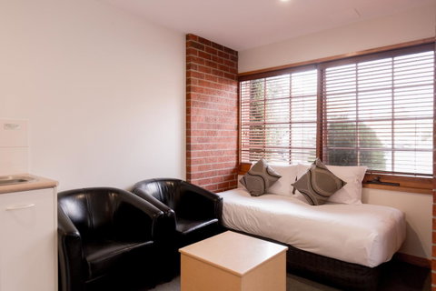 Bay Hotel Apartments - Broome Tourism 18