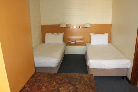 Bay Hotel Apartments - Broome Tourism 30