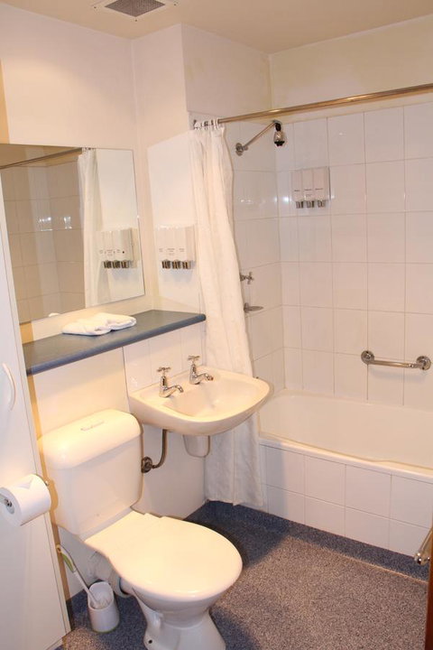 Bay Hotel Apartments - Broome Tourism 34