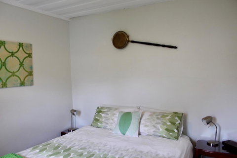 Omaroo House - Panoramic Water Views - Broome Tourism 27