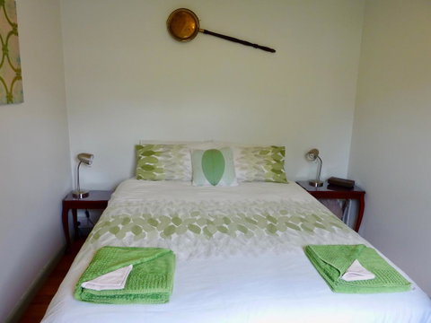 Omaroo House - Panoramic Water Views - Broome Tourism 26