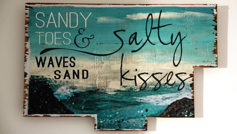 KINGFISHER COTTAGE Beachfront At The Binalong Bay - Broome Tourism 10