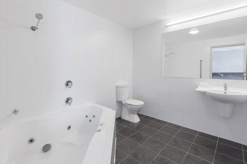 Travelodge Hotel Hobart Airport - Broome Tourism 11