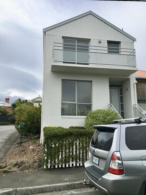4 At 8 Townhouse Newcastle St - Broome Tourism 13