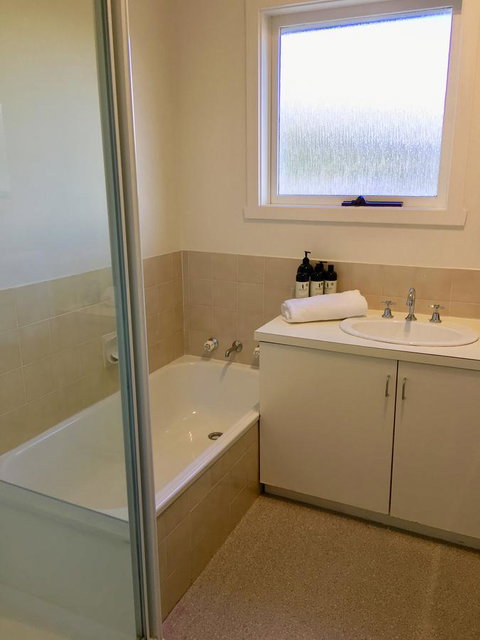 4 At 8 Townhouse Newcastle St - Broome Tourism 9