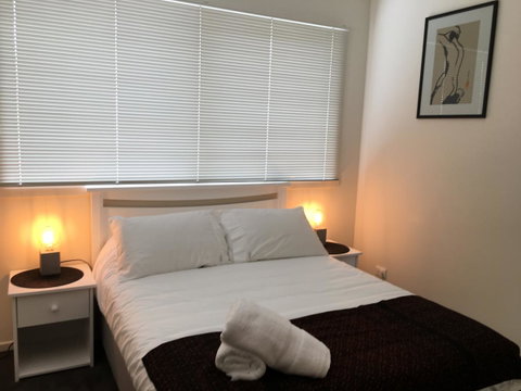 4 At 8 Townhouse Newcastle St - Broome Tourism 2