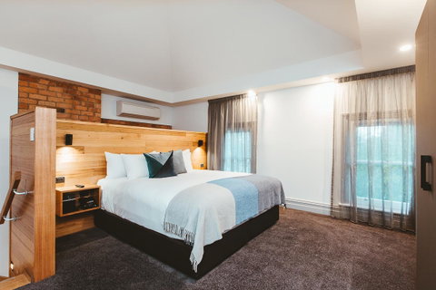 Maylands Lodge - Broome Tourism 2