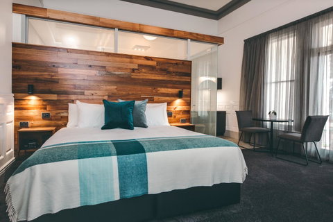 Maylands Lodge - Broome Tourism 40