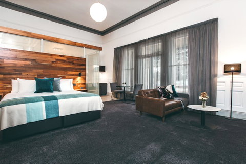 Maylands Lodge - Broome Tourism 41