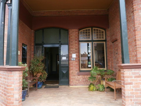 Launceston Backpackers - Broome Tourism 0