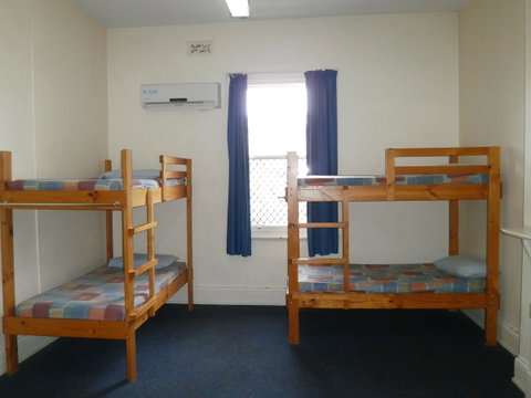 Launceston Backpackers - Broome Tourism 5