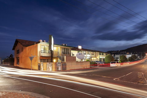 Black Buffalo - Broome Tourism 15