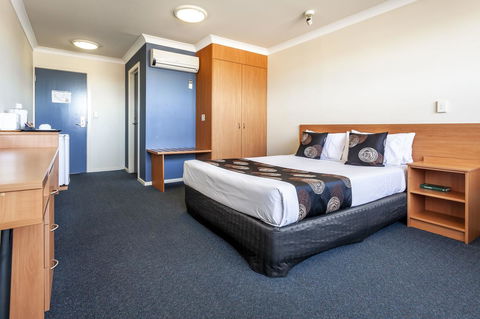 Black Buffalo - Broome Tourism 9