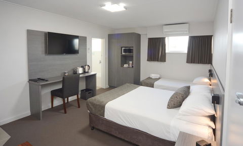 Bridge Hotel - Broome Tourism 5