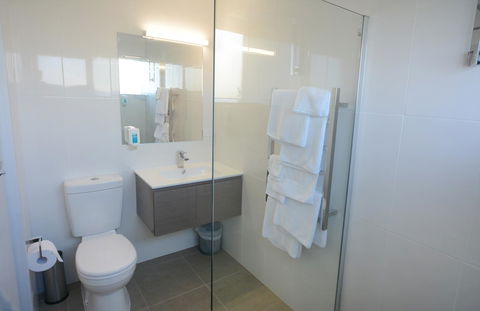 Bridge Hotel - Broome Tourism 4