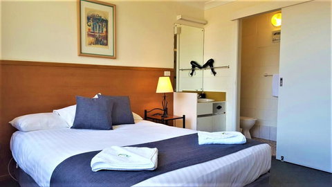 Mt Lyell Motor Inn - Broome Tourism 5