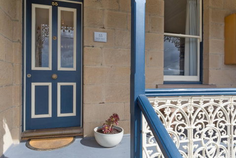 WEST NEST | Classic 3BR Hobart Terrace BEST Location, View, Close To City - Broome Tourism 26