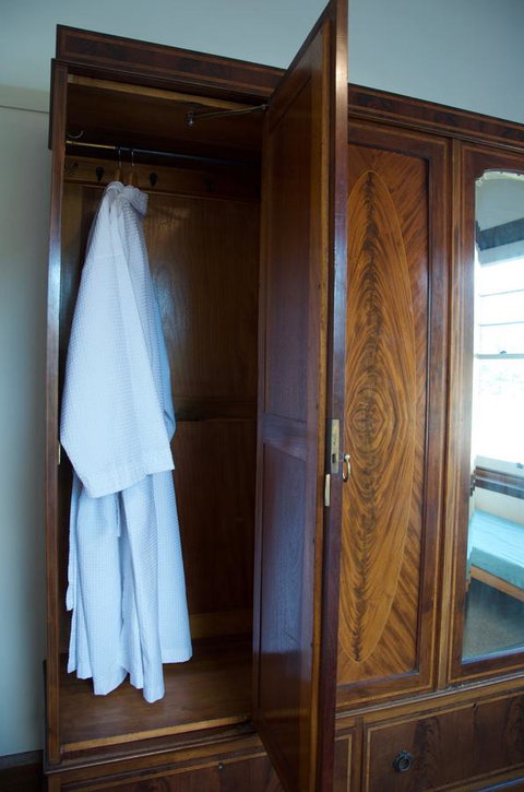 Gorgeous Hobart Accommodation - Park On Park - New Town - Broome Tourism 28