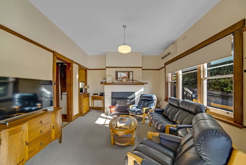 Gorgeous Hobart Accommodation - Park On Park - New Town - Broome Tourism 9