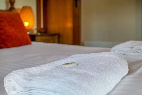 Gorgeous Hobart Accommodation - Park On Park - New Town - Broome Tourism 27