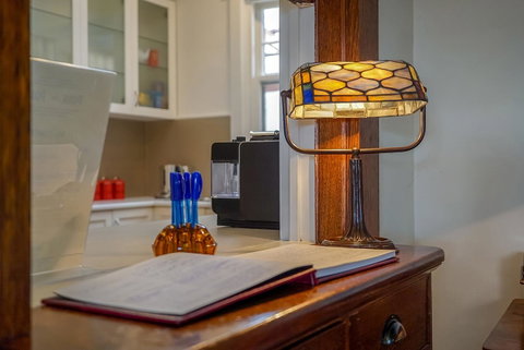 Gorgeous Hobart Accommodation - Park On Park - New Town - Broome Tourism 14