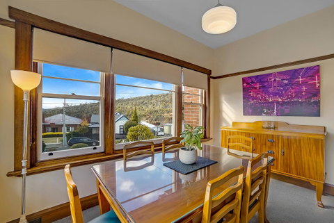 Gorgeous Hobart Accommodation - Park On Park - New Town - Broome Tourism 17