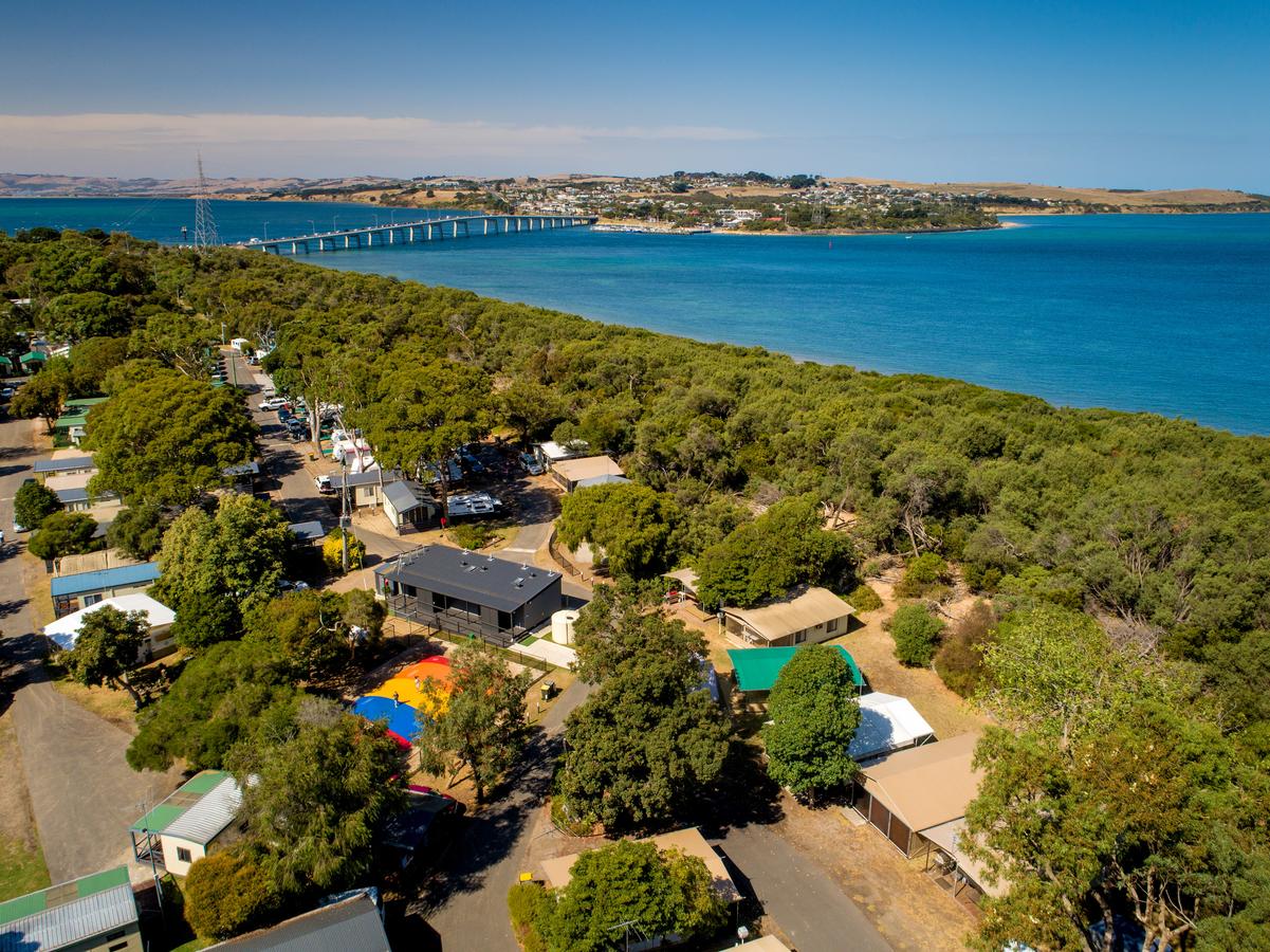  Broome Tourism