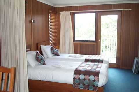 Point Lonsdale Guest House - Broome Tourism 1
