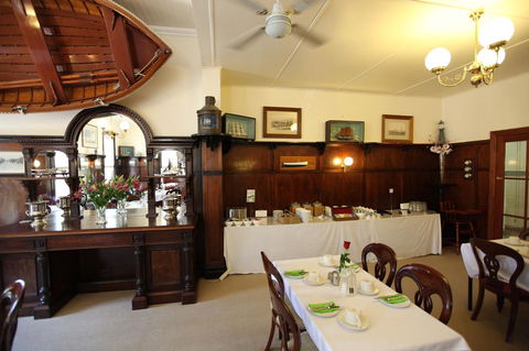 Point Lonsdale Guest House - Broome Tourism 20